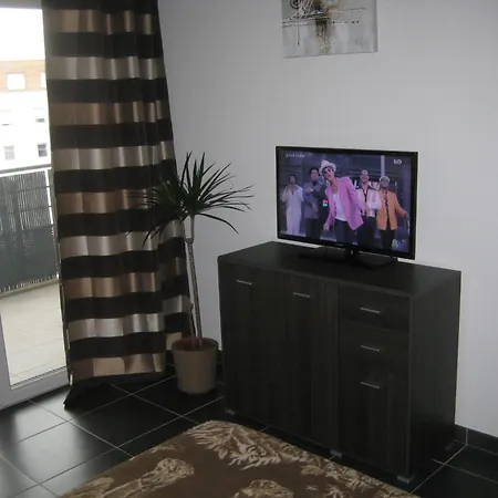 Schoene T3 Mit Suedterrasse By Interhome * مونبيلييه