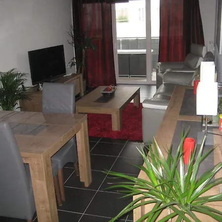 Schoene T3 Mit Suedterrasse By Interhome Appartement
